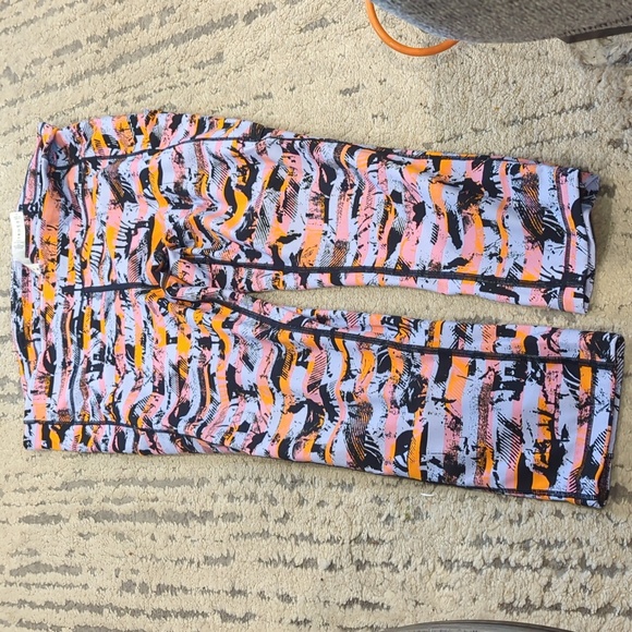 Lululemon Speed Up Crop *21" Inversion Multi - Picture 9 of 11